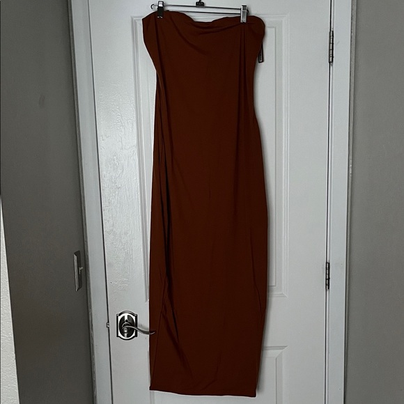 LIMITED EDITION Bronze SKIMS Fits Everybody Tube Dress Size 3X NWT - Picture 2 of 7